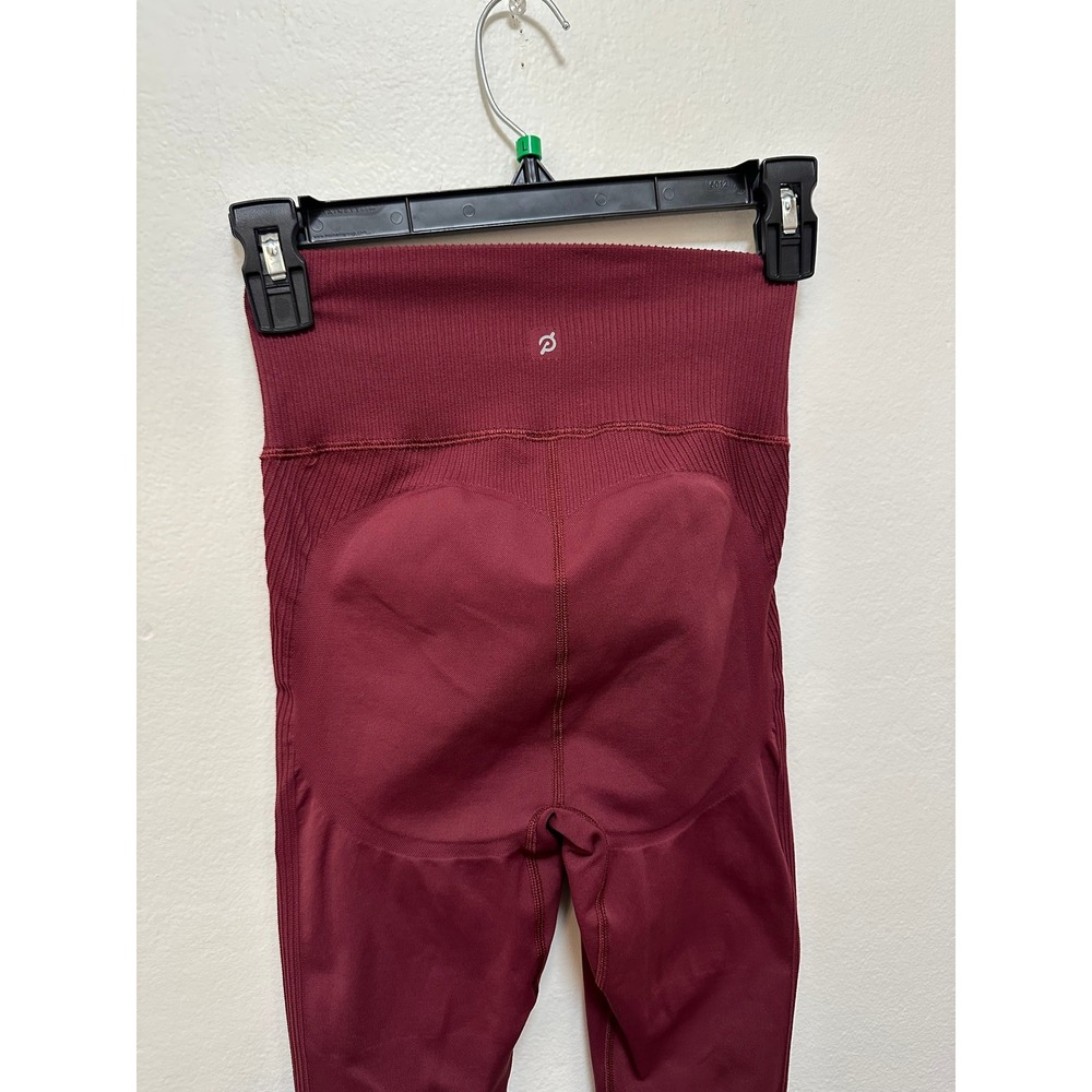 Peloton Burgundy Seamless High Waist Ribbed Trim Compression Leggings, Small - Picture 7 of 8